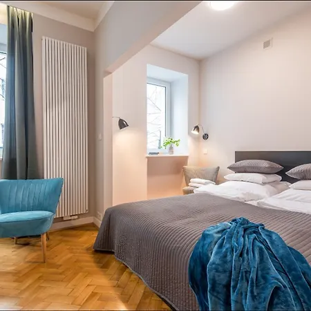 P&o Poznanska Apartment
